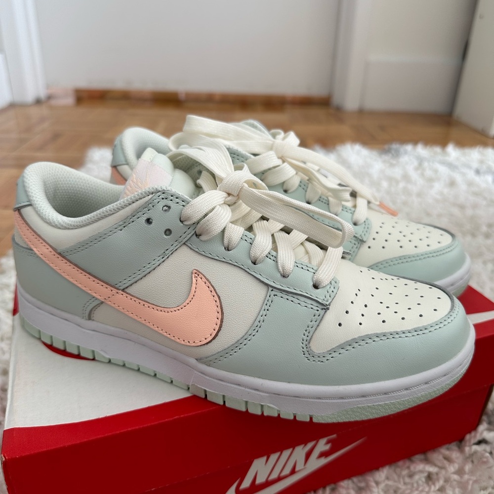 Women’s Nike Dunk Low